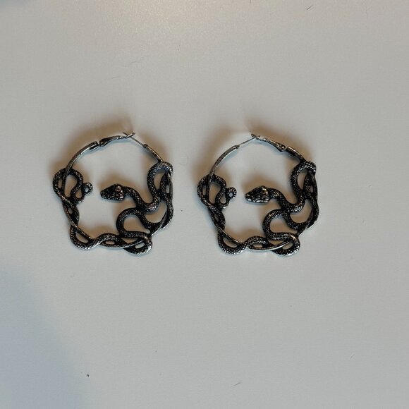 Restyle Entwine Snakes Hoops - Picture 2 of 4